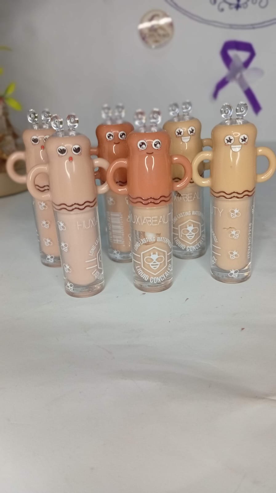 Huda beauty liquid concealer - Image 2