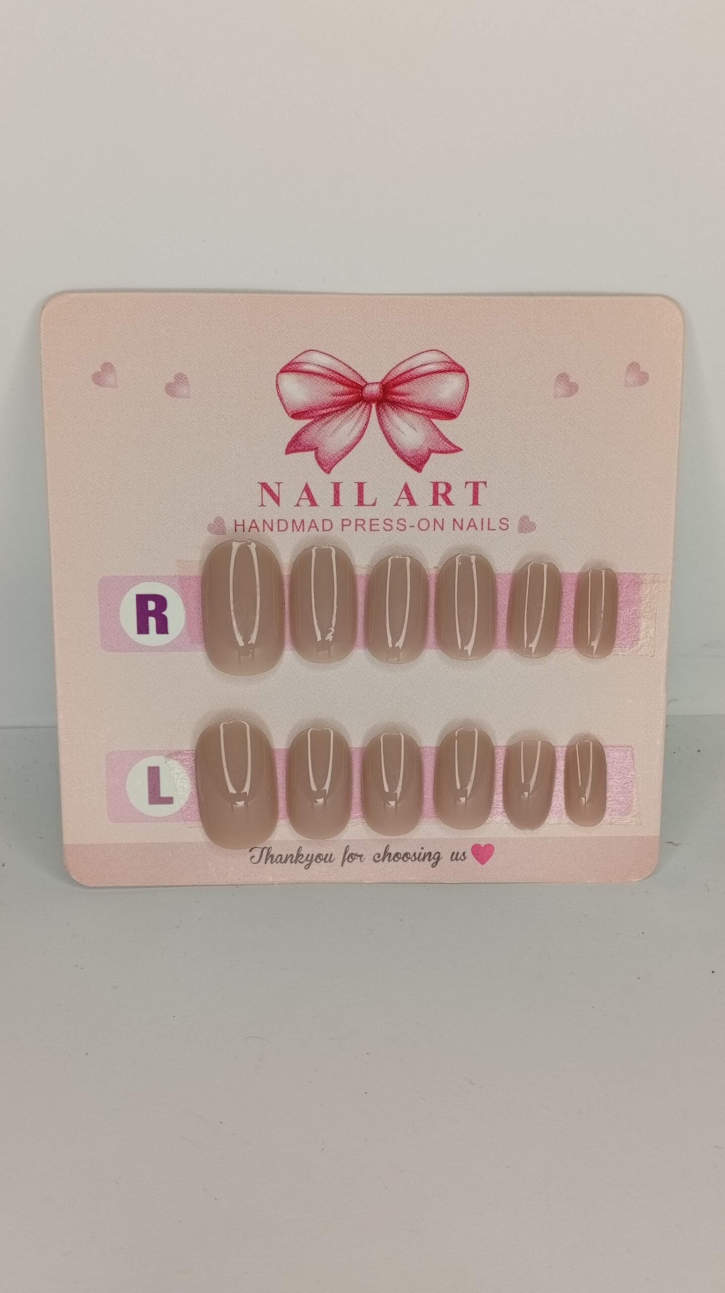 Press on nails - Image 2