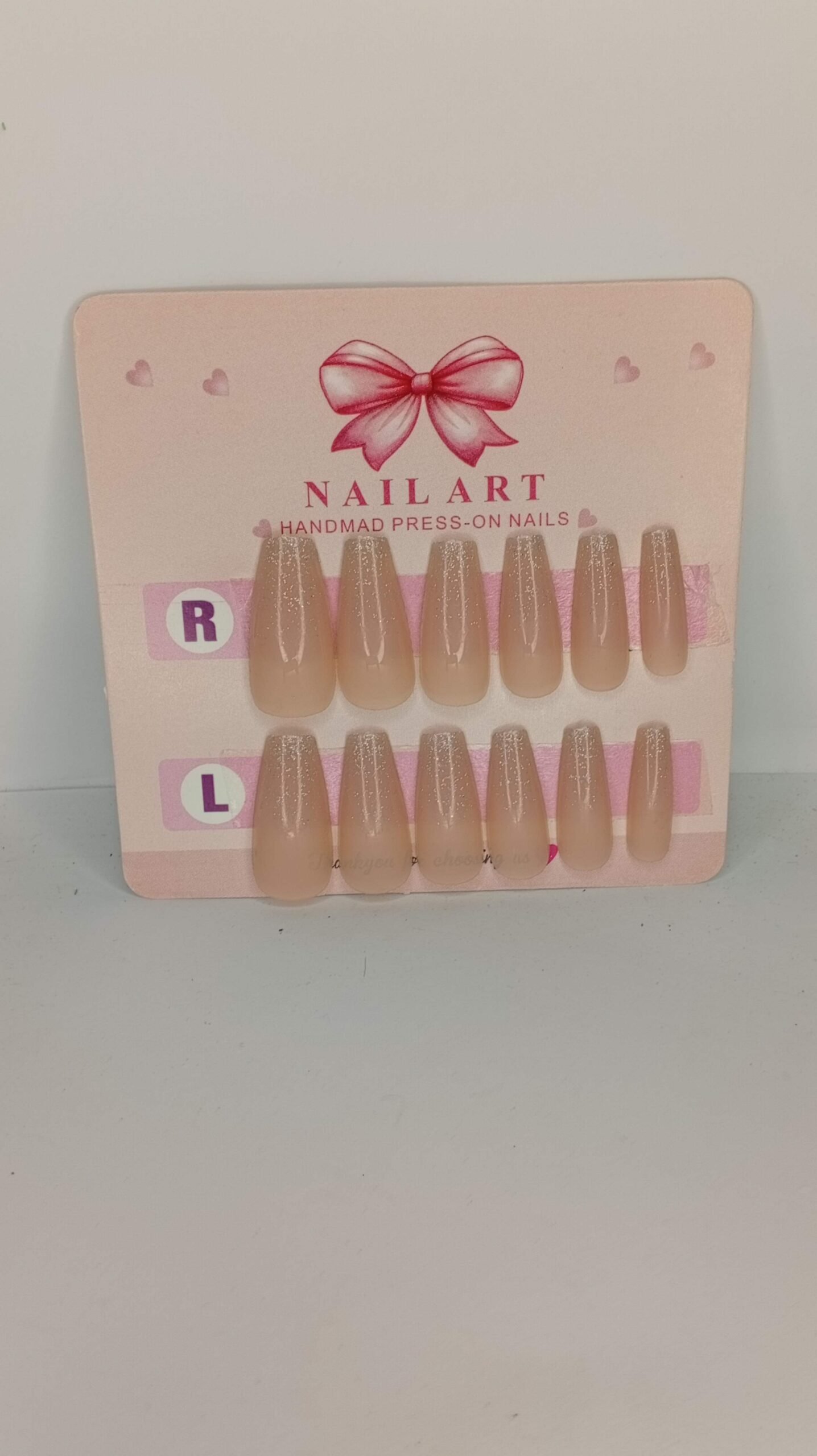 Press on nails